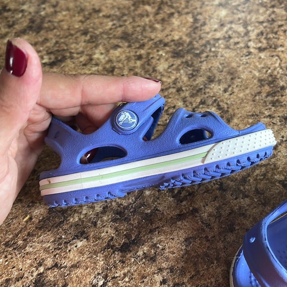 Crocs sz 4. (baby) - Picture 6 of 8